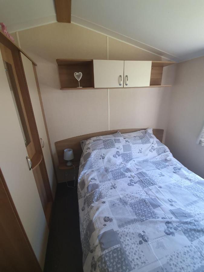 Ludchurch Blackmoor Farm - Caravan 3 빌라 외부 사진